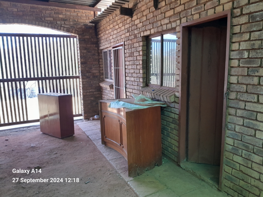 4 Bedroom Property for Sale in Waterval S H North West